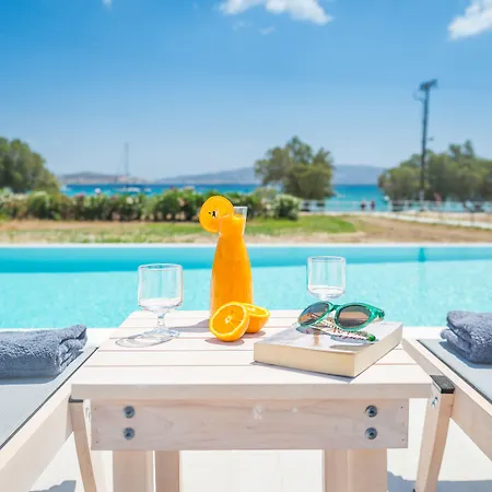 ホテル Pente Elies Milos ポロニア