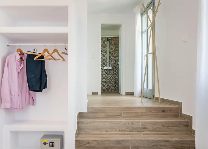 Hotel Pente Elies Milos