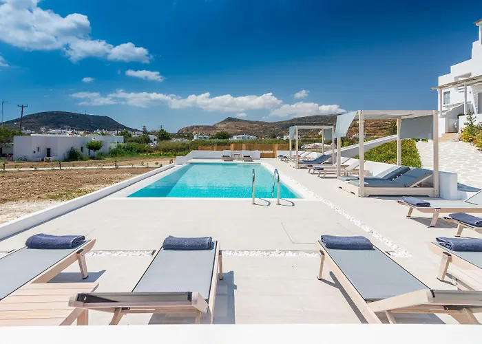 Pente Elies Milos Hotel
