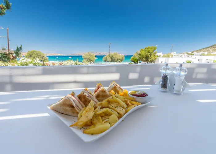 Pente Elies Milos Hotel