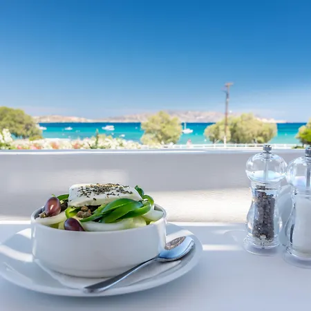Pente Elies Milos Hotel 3*