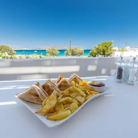 Pente Elies Milos Hotel