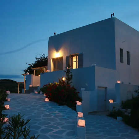 Pente Elies Milos Hotel 3*