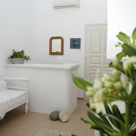 Pente Elies Milos 3* Pollonia