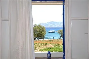 Pente Elies Milos
